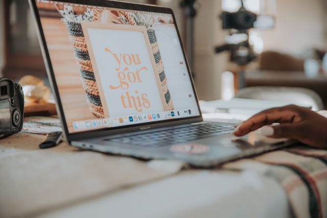 How to Stay Motivated When Learning Something New Online